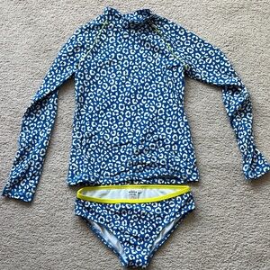 Mini Boden Blue and White Animal Print Rashguard Set - perfect condition!
